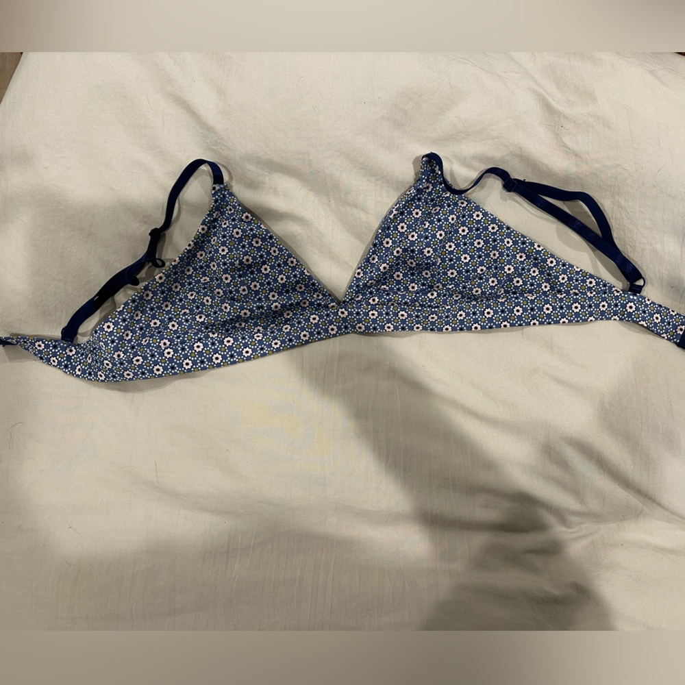 Bralette. One 2 times.
